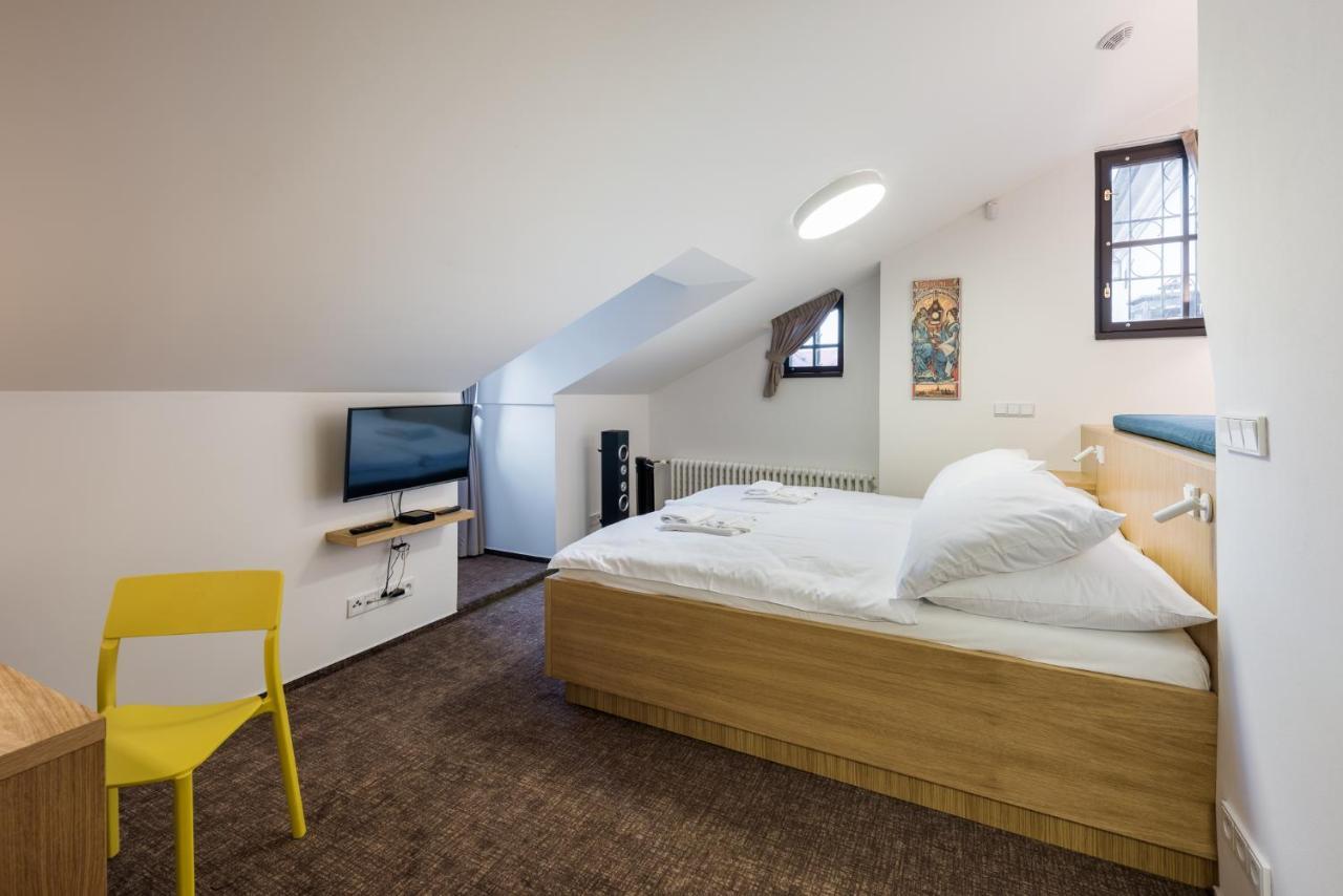 Fancy Apartments By Prague Castle Exteriör bild
