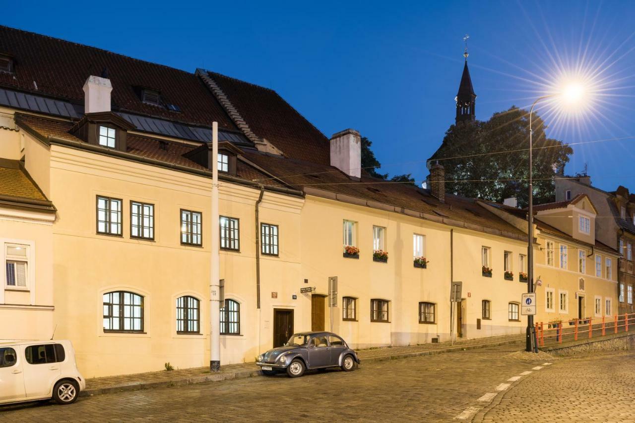 Fancy Apartments By Prague Castle Exteriör bild